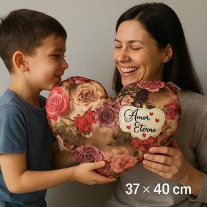 Almofada Pelucia Coração Decorada com Rosas e Frase Amor Eterno- Fizzy - Ddn/Ddm